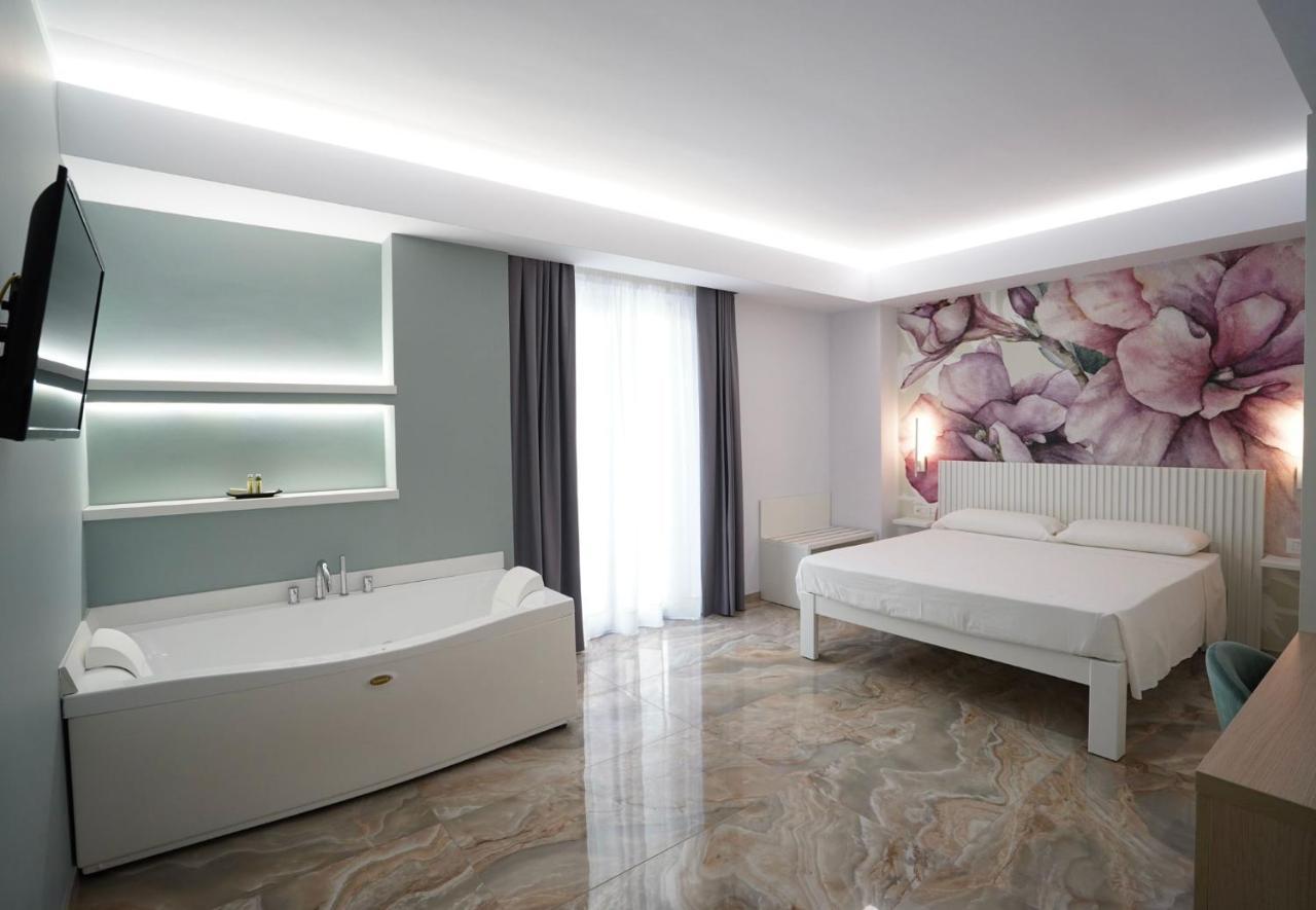 Harmony Tropea Rooms & Suites מראה חיצוני תמונה